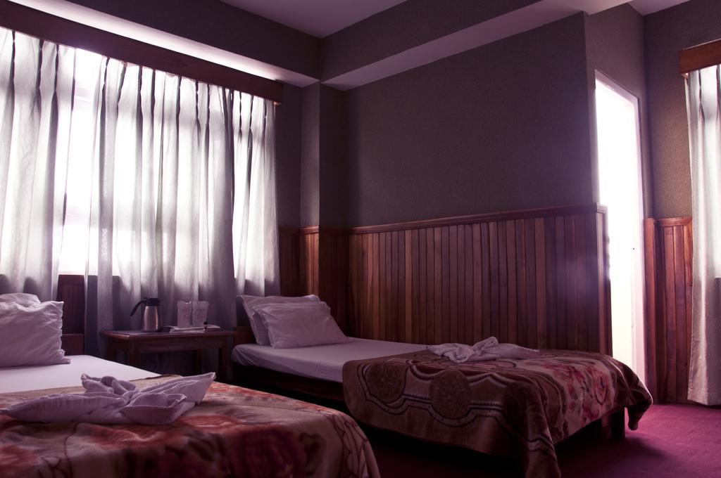 Rabdentse Residency Hotel Pemayangtse Ngoại thất bức ảnh