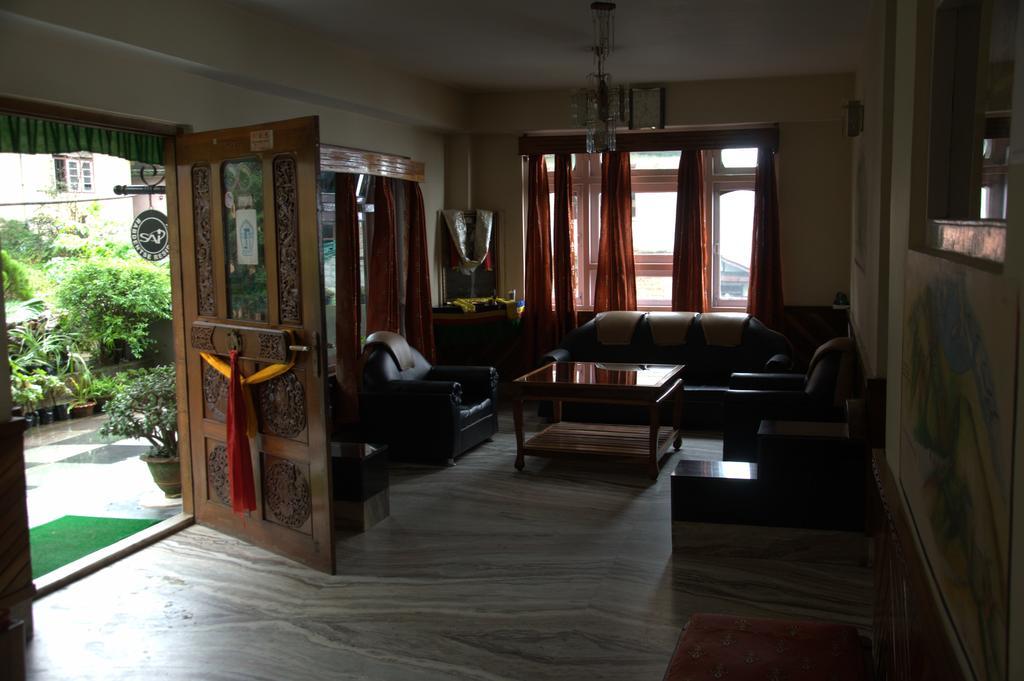 Rabdentse Residency Hotel Pemayangtse Ngoại thất bức ảnh